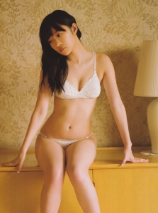 【HKT48】小嶋陽菜との写真集対決に敗れた指原莉乃がフルヌード決意ｗｗｗｗｗｗｗｗｗｗ